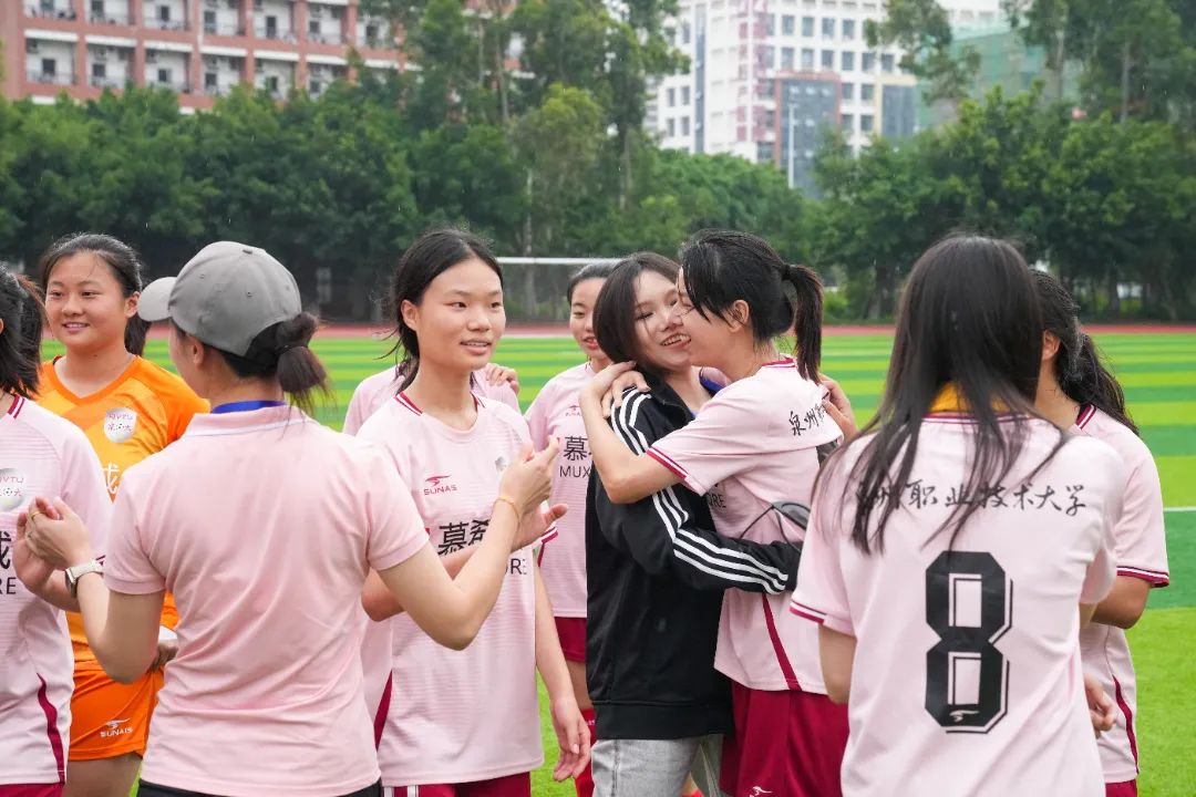 厦门女足不敌泉州，险遇两连负